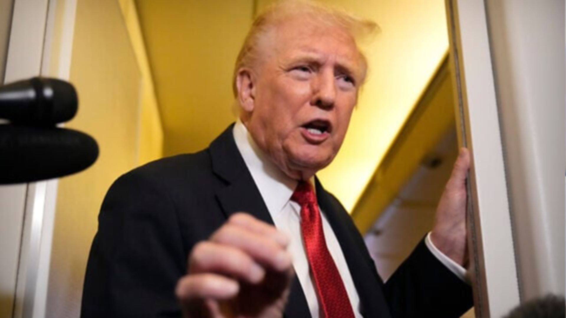 পশ্চিম তীর দখল করলে যুক্তরাষ্ট্রের সমস্ত সমর্থন হারাবে ইসরায়েল: ট্রাম্প